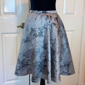 TED BAKER Silver and Black Floral Jacquard Fit & Flare Skirt NWOT Size 2